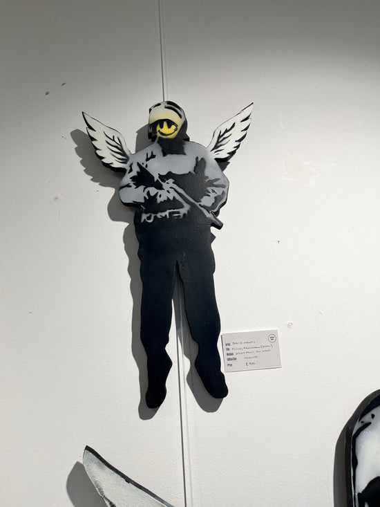 Flying Policeman (small)